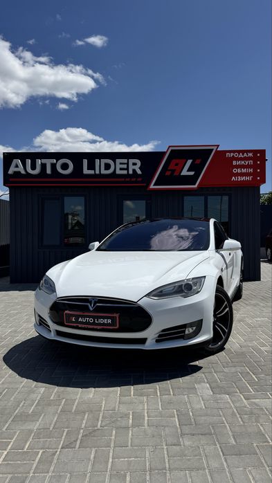 ЕВРОПА Tesla Model S Тесла Модел S 2014 р 85кВт Запас Ходу 440 км