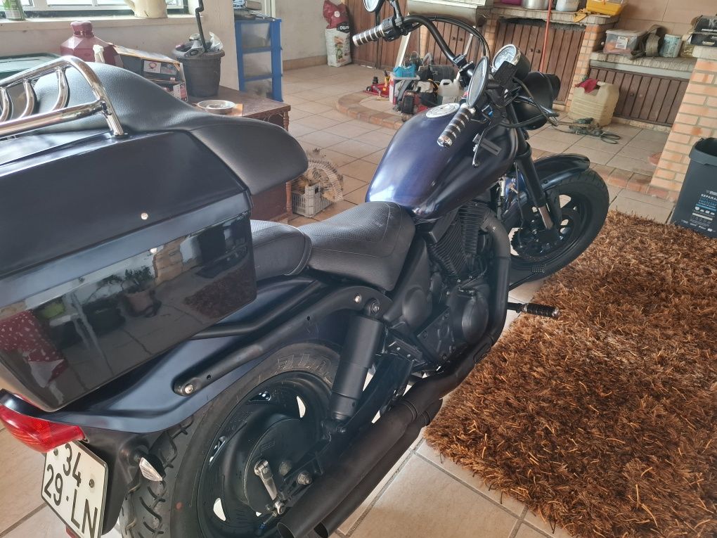 Suzuki marauder vz800