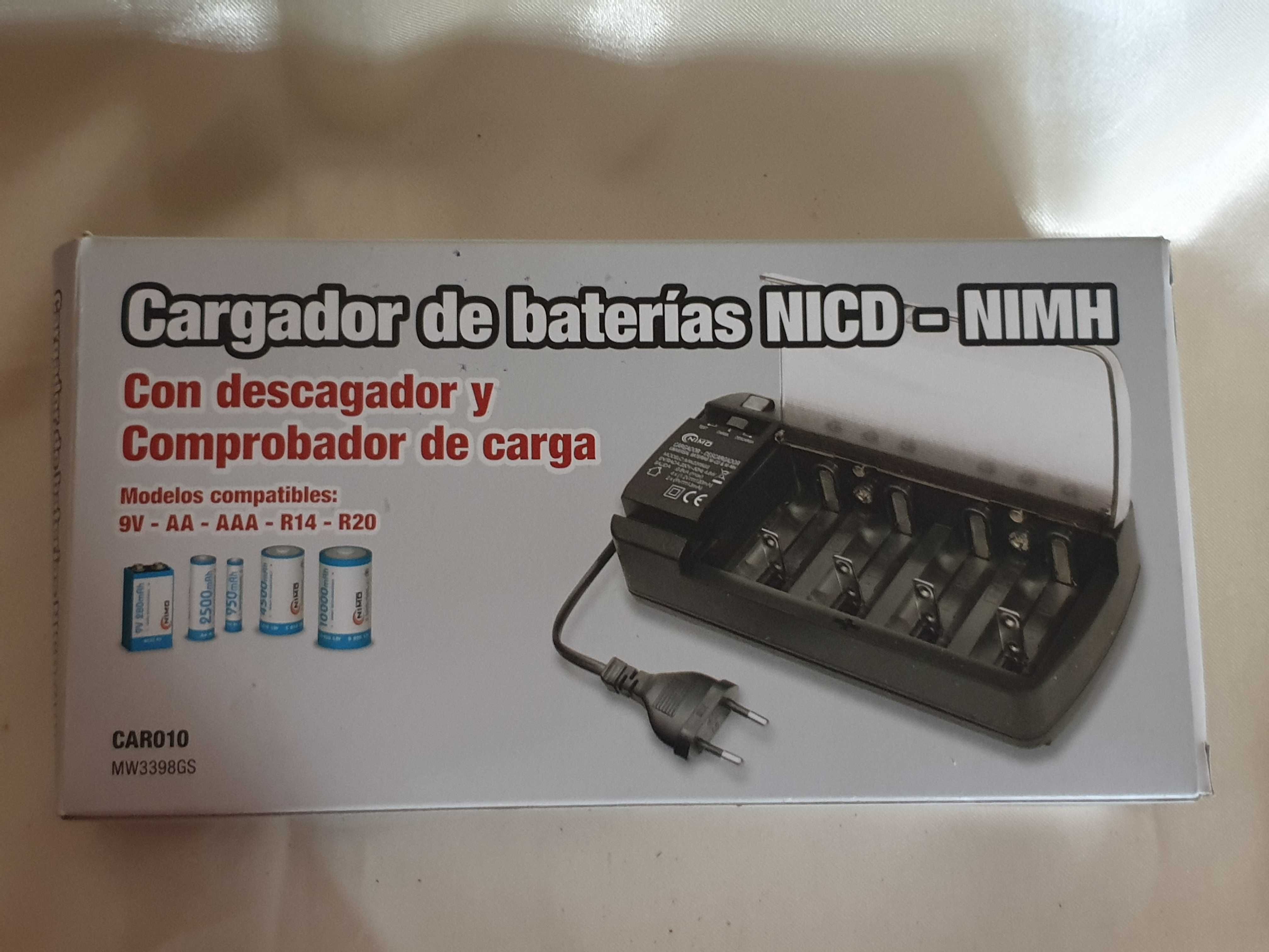 Carregador e Descarregador de Pilhas e Baterias Universal NIMO CAR010