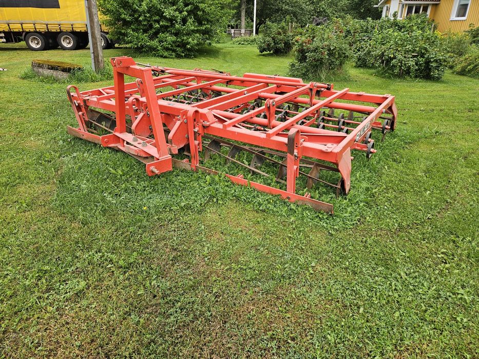 Продам культиватор привезений з Фінляндії в робочому стані