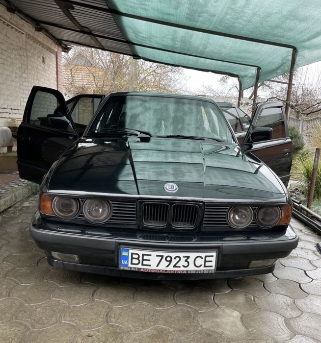 BMW 5 series E34 520i