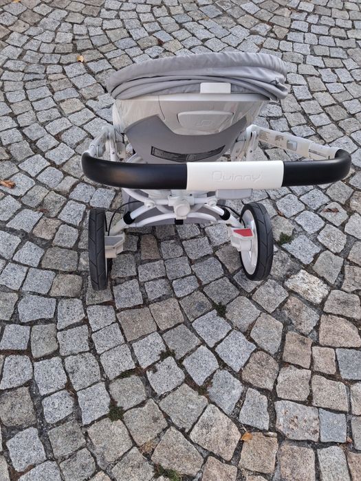 Vendo Carro quinny moodd com ovo