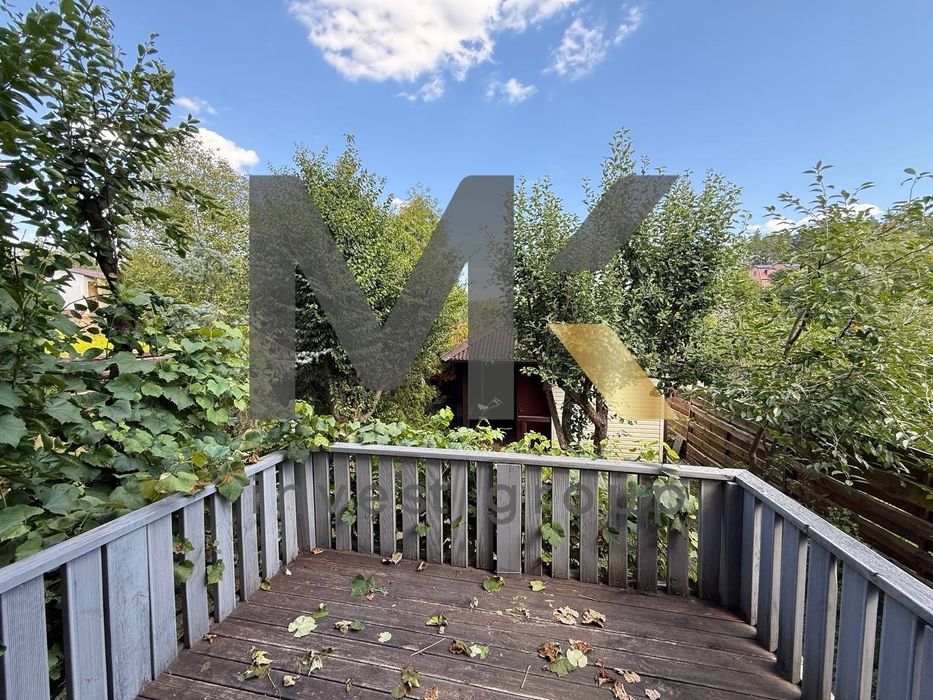 Будинок з банею в Петрушках