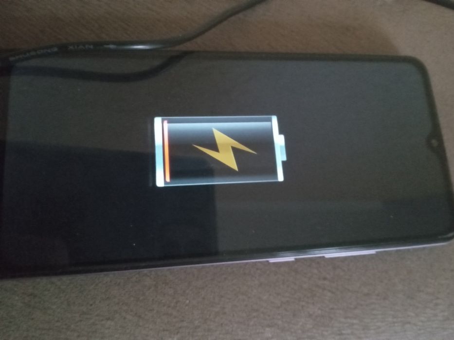 Смартфон Nokia 2.4