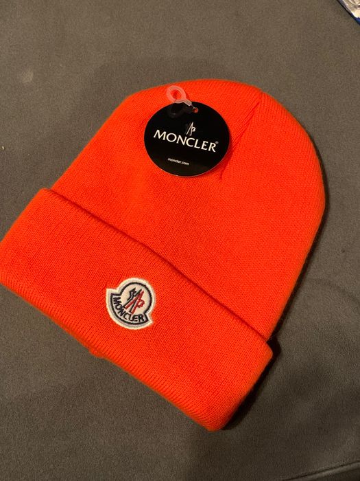 Czapka nowa uniwersalna zimowa neonowa pomarańczowa nowa z metką