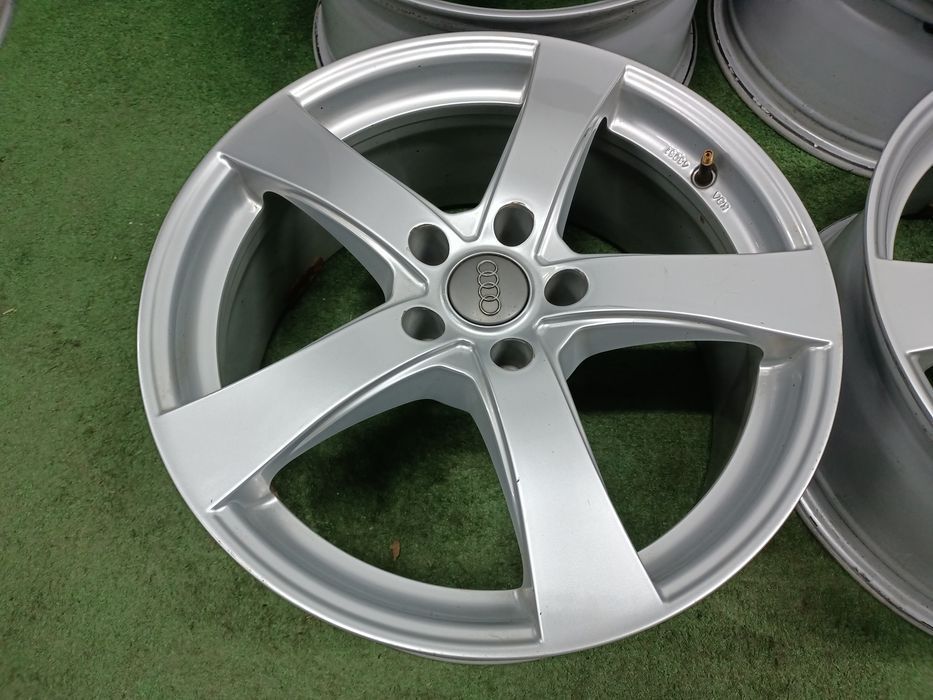19" felgi 5x112 et35 Audi a4 b6 b7 b8 b9 a6 c6 c7 c8 a8 d3 a5 a7 Q3 Q5