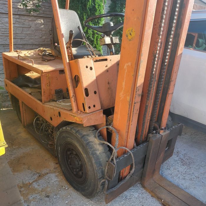 Погрузчик Балканкар 2т б.у