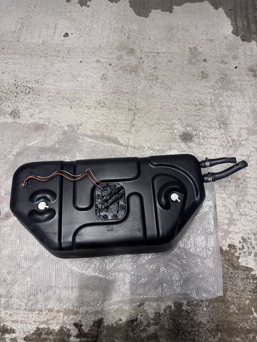 Zbiornik bak paliwa jeep wrangler YJ