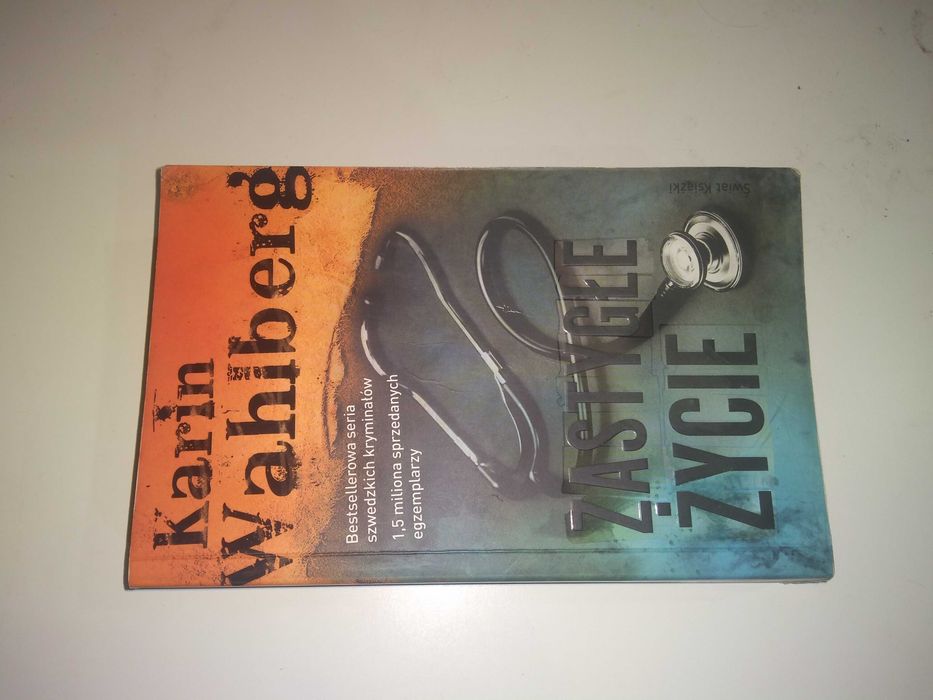 Dobra książka - Zastygłe życie Karin Wahiberg (S2)
