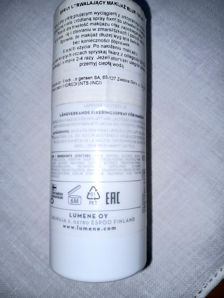 Spray utrwalający fixer do makijażu Lumene