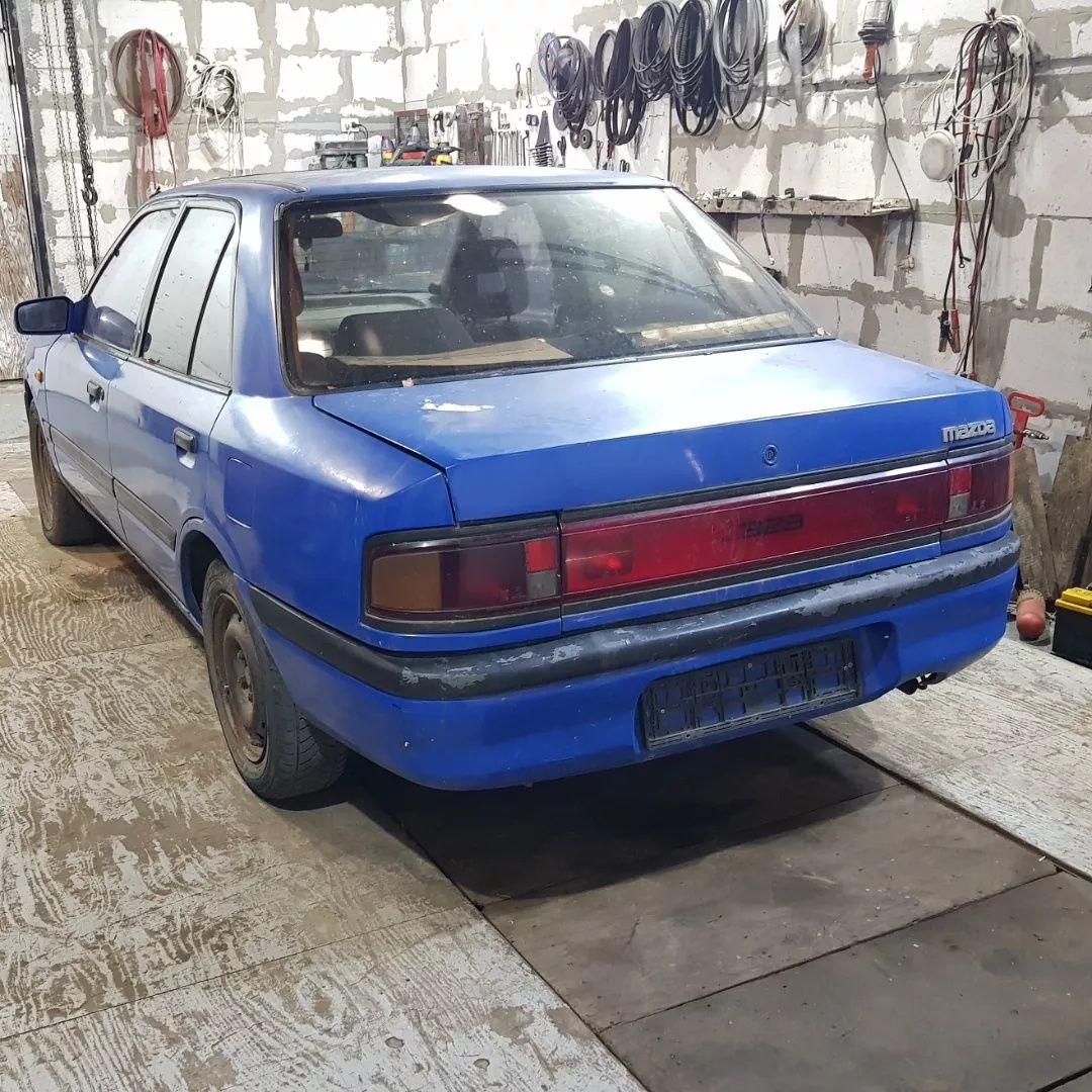 Mazda 323 BG разборка Мазда БГ