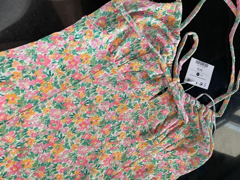 Vestido novo Bershka novo com etiqueta