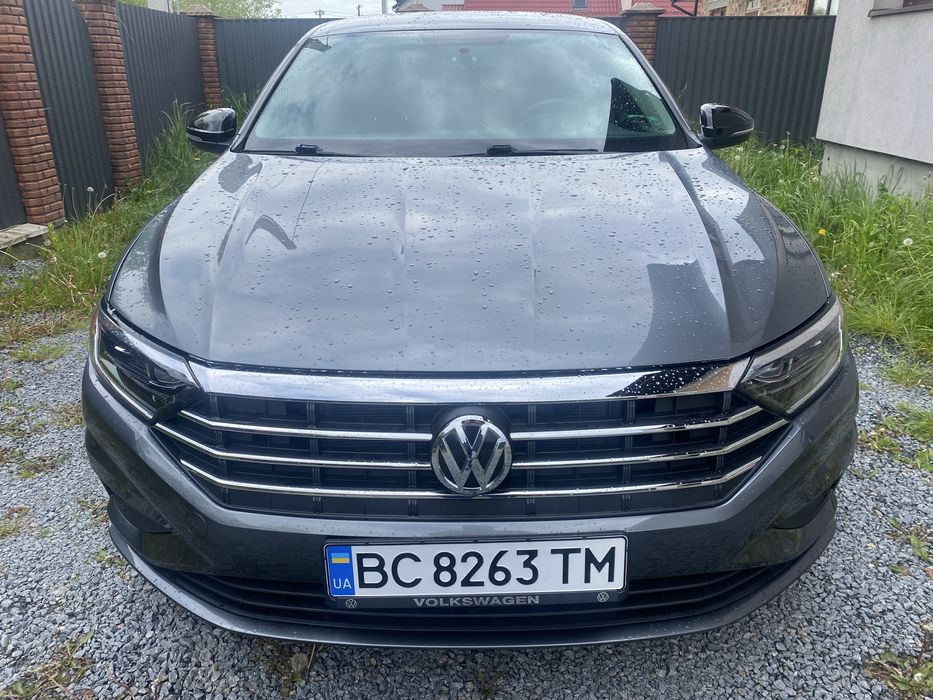 Оренда авто Volkswagen Jetta бензин механіка подобово або довготривала
