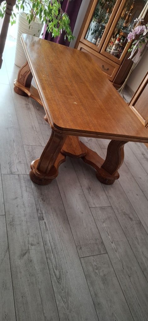 Stół do salonu dębowy