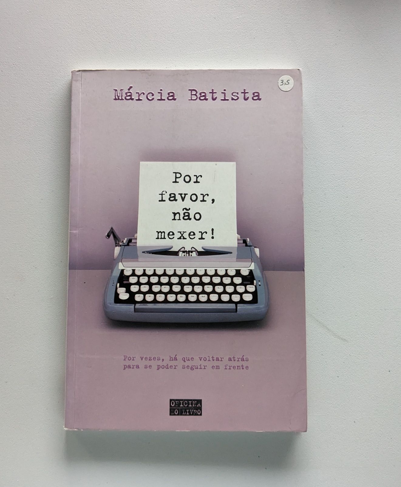 Vários títulos e autores.