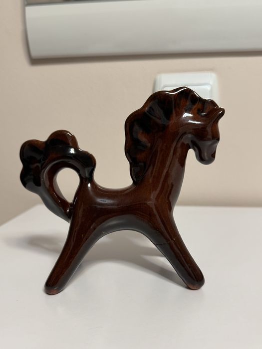 Кінь статуетка з обливної кераміки (Васильківська майоліка)