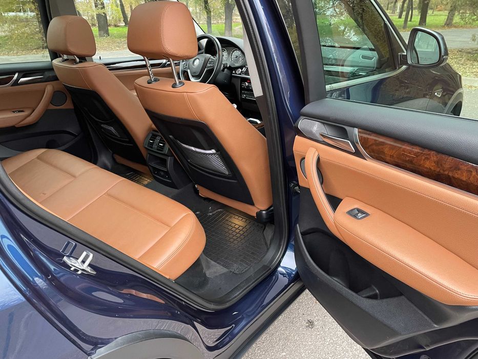 BMW X3F25 • 35i AT  xDrive