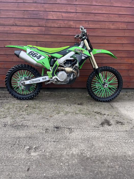 Kawasaki kxf 450 .