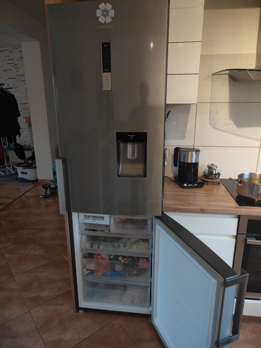 Lodówka samsung z zamrażalnikiem