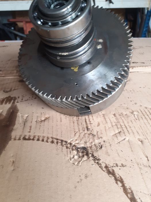 Kosz wałka wom3060 tryby 540  massey 3060 ferguson .1000
