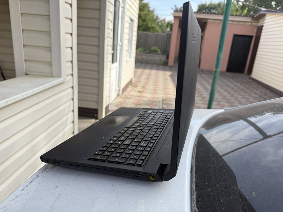 Lenovo B590 в гарному стані