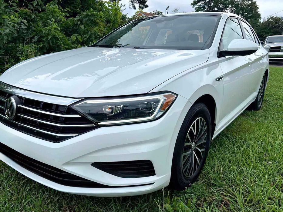 Volkswagen Jetta      2019