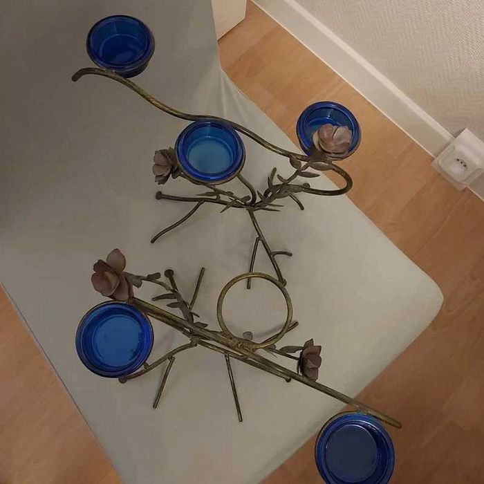 Dwa świeczniki tealight