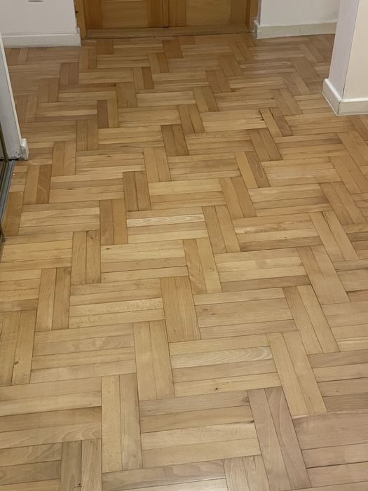 Drewniany parkiet dębowy. Klasyczna jodełka 30m2- 800 zloty (do neg.)