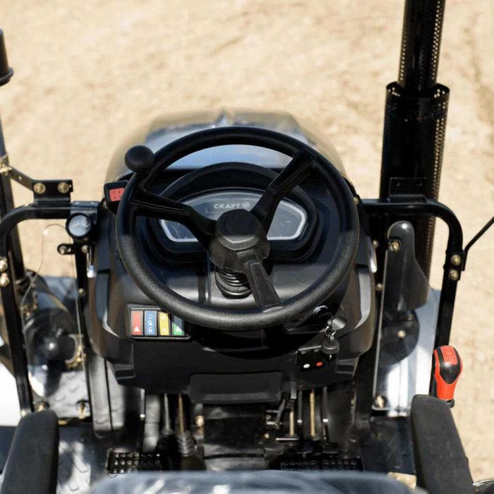 Мінітрактор СКАУТ ТЕ-504 з дашком на 50 сил (АКЦІЯ - 9099$ )