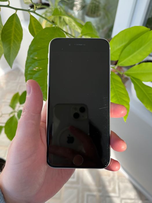 iPhone SE 2020 64GB White Neverlock