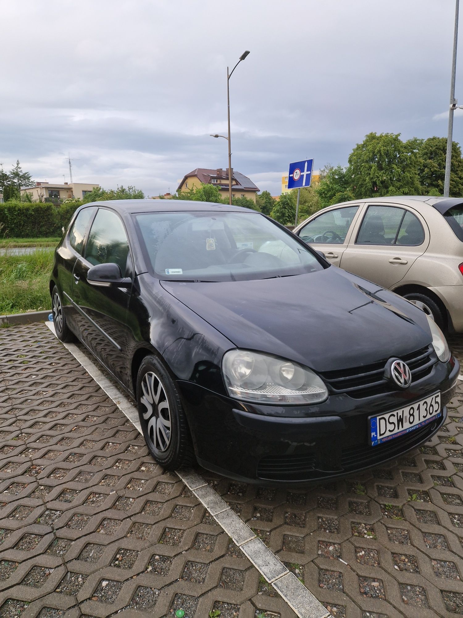 Vw GOLF V 2005r 1.4 75km 209tkm nowe sprzegło sprawna klima brak rdzy