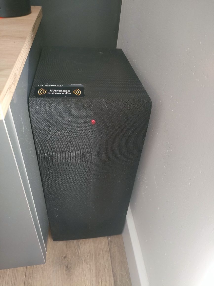 Soundbar LG SN4R Subwoofer