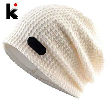 Czapka dzianina jesienno-zimowa biała