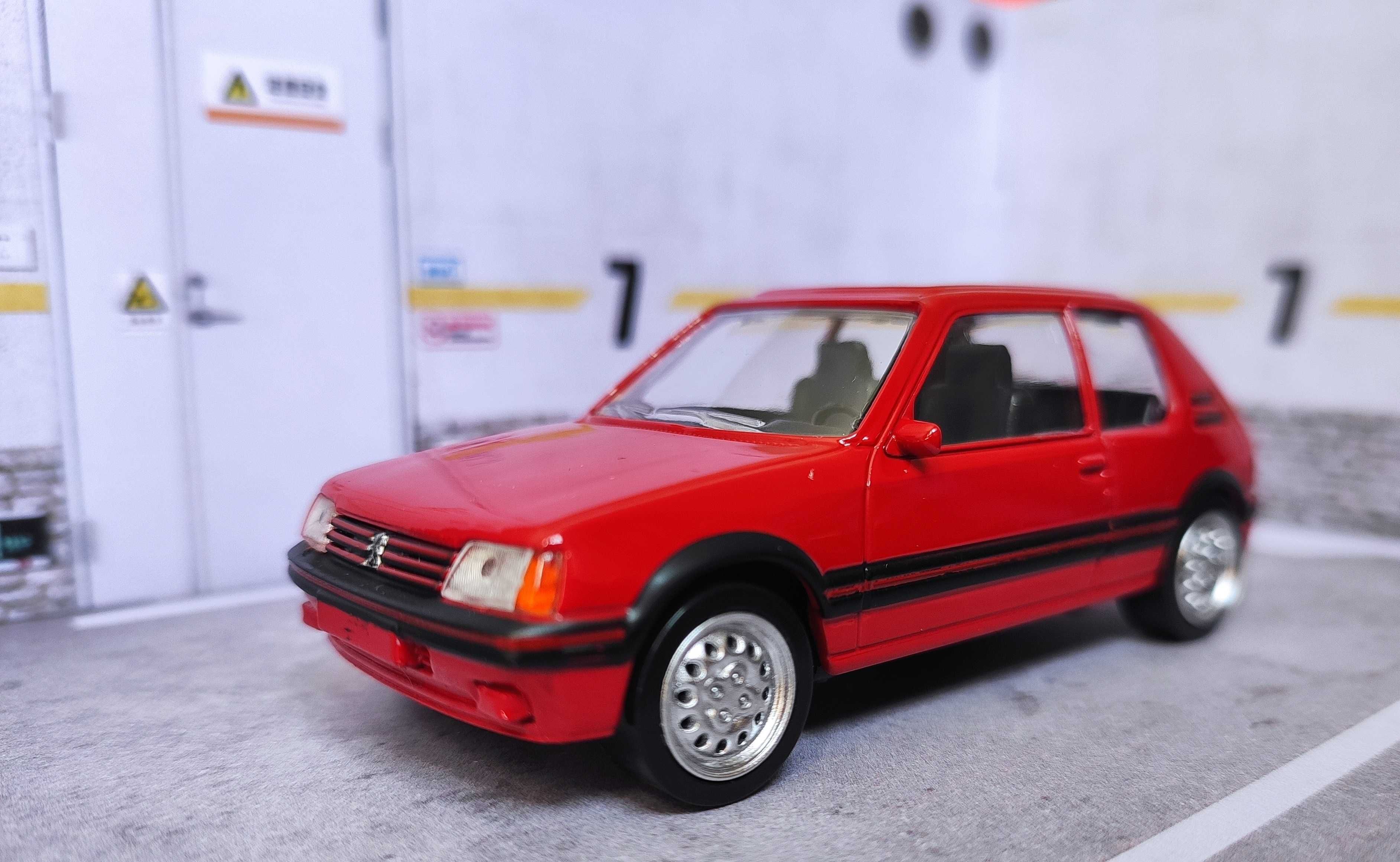 Carro Miniatura Peugeot 205 GTI - 1:43 - Oferta ENVIO