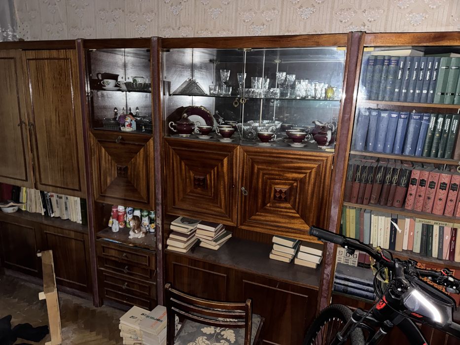 Меблі / Шафа / Сервант