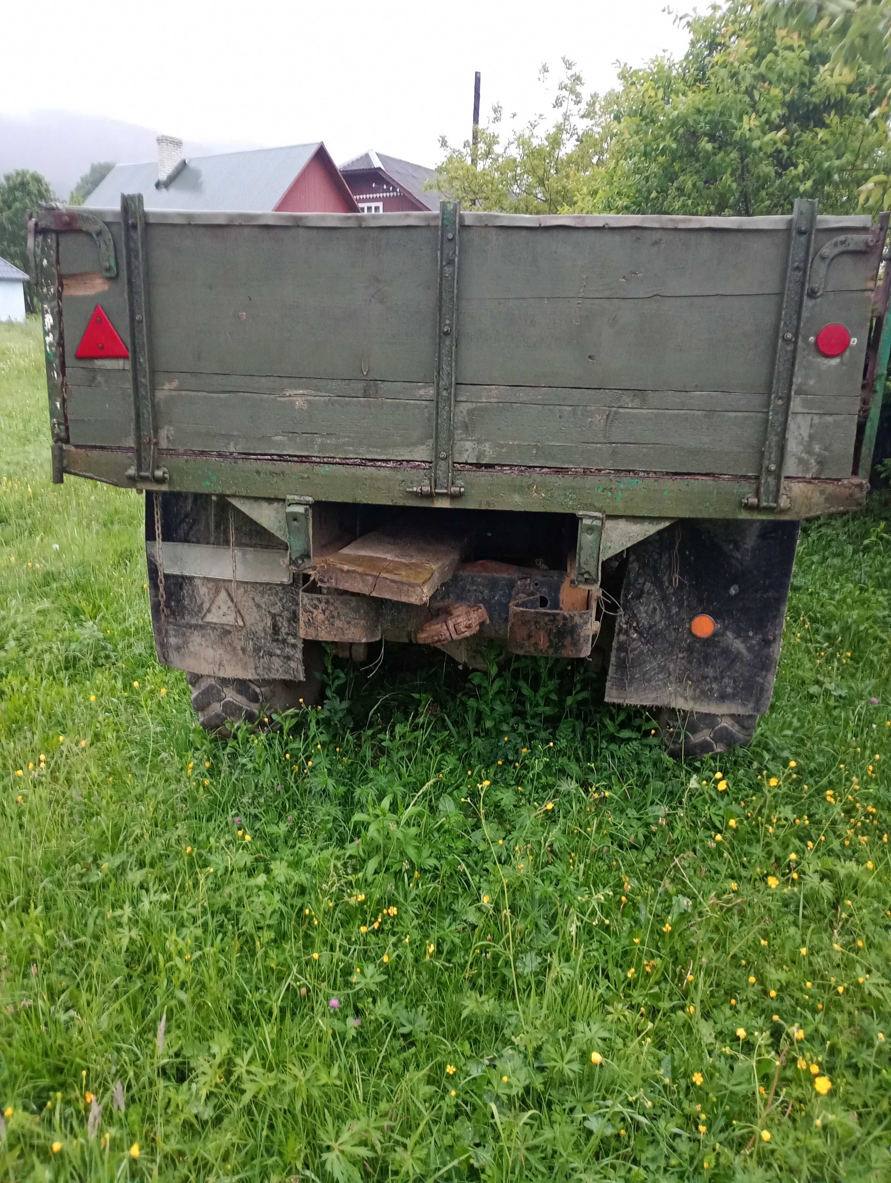 ЗІЛ 157 продам бортовий