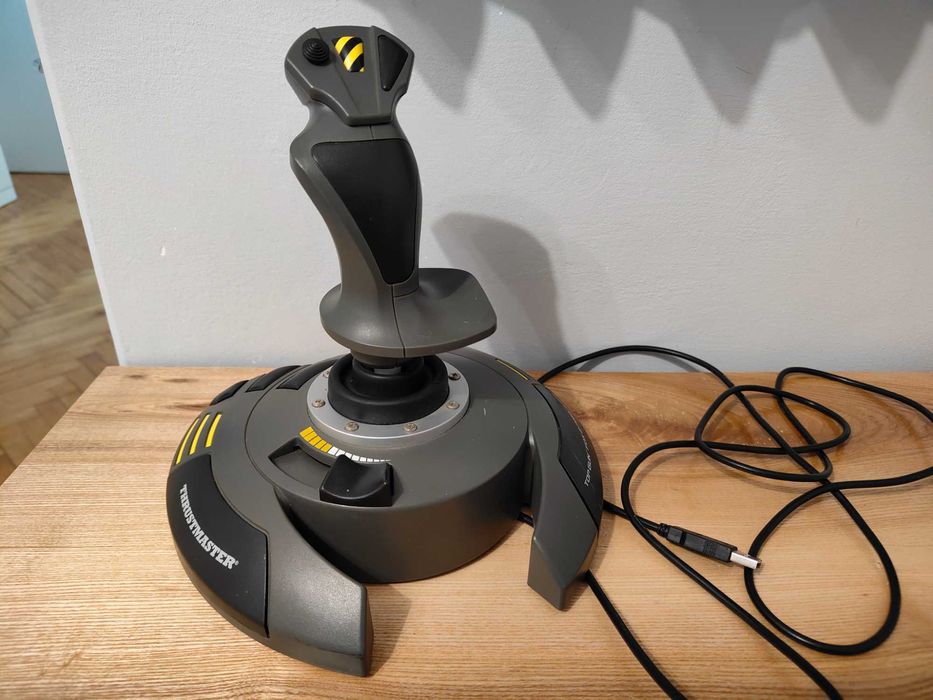 Joystick Thrustmaster do symulatora kontroler Thrustmaster