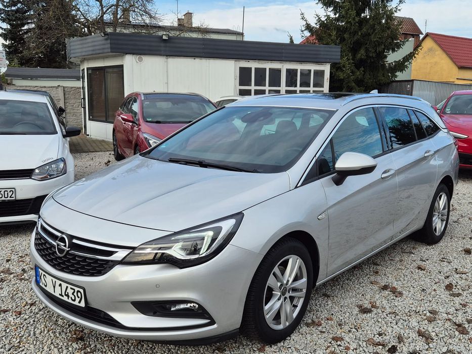 Opel Astra 1.4T *61tyś km * z Niemiec* Kamera*