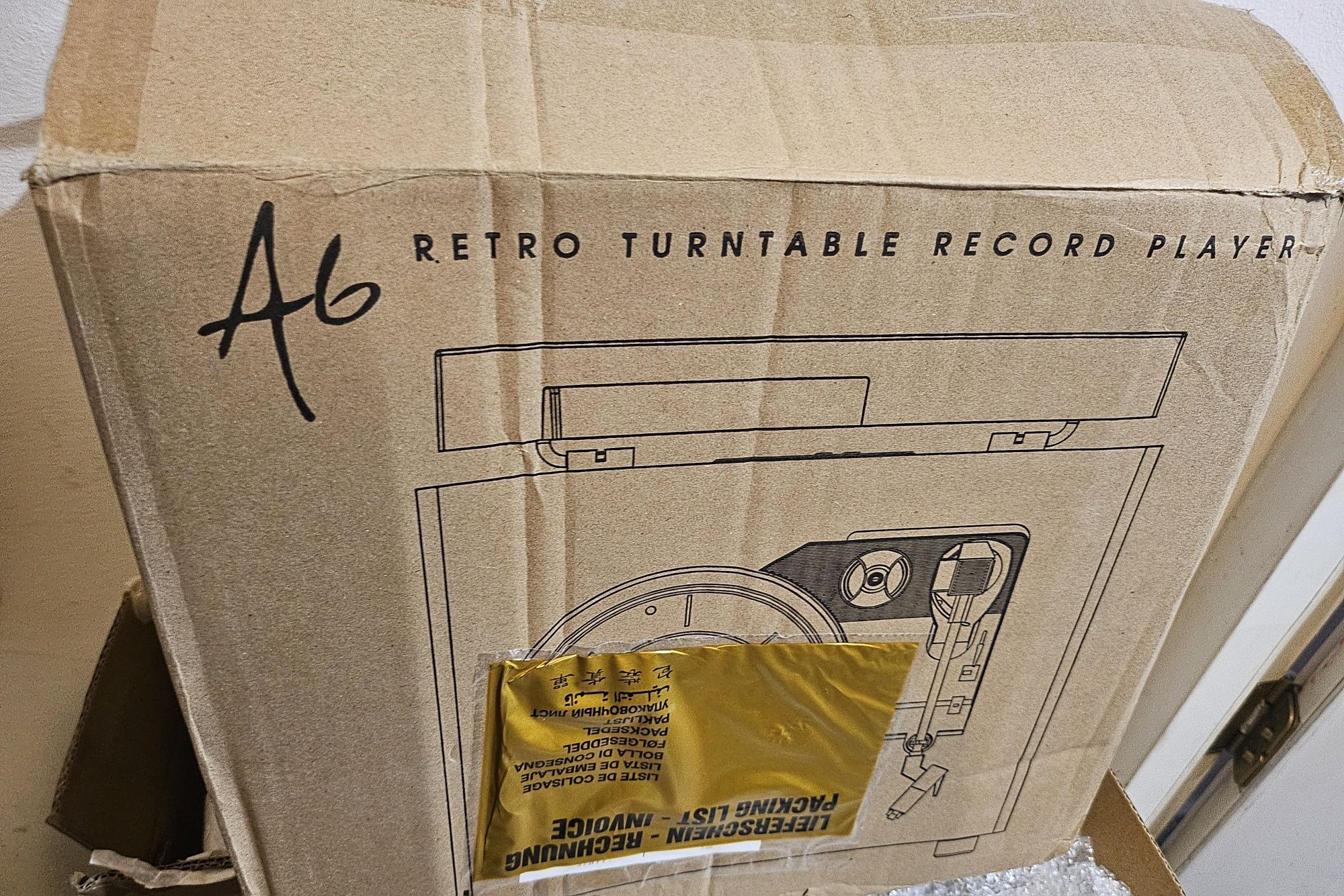 Retro gramofon A6