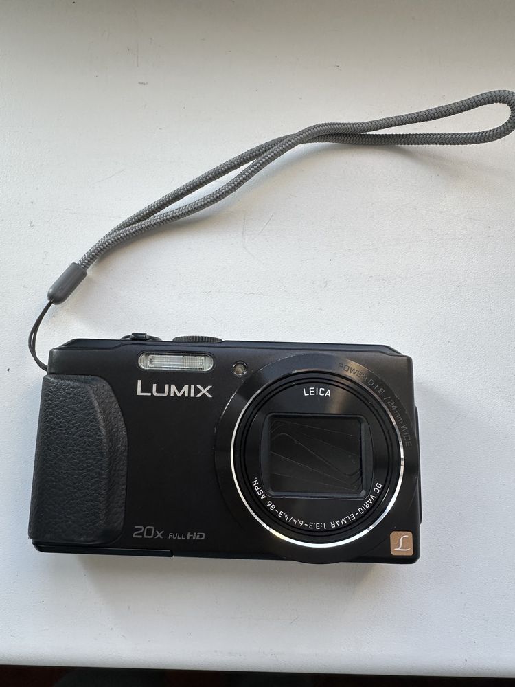 Компактний фотоапарат, камера Panasonic Lumix DMC-TZ40 Black