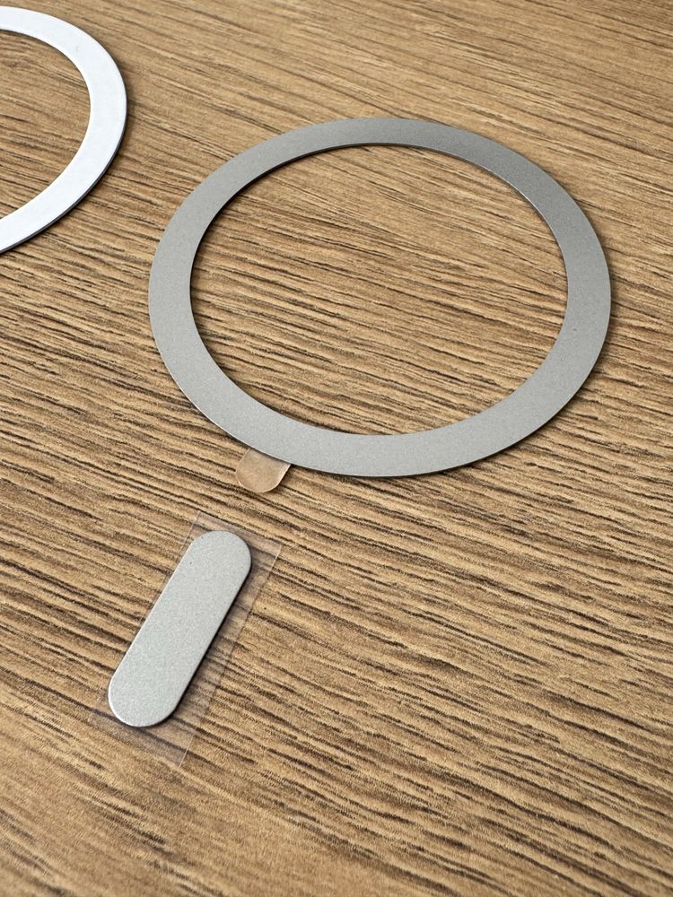 Металева наклейка MagSafe для iPhone металлическая наклейка