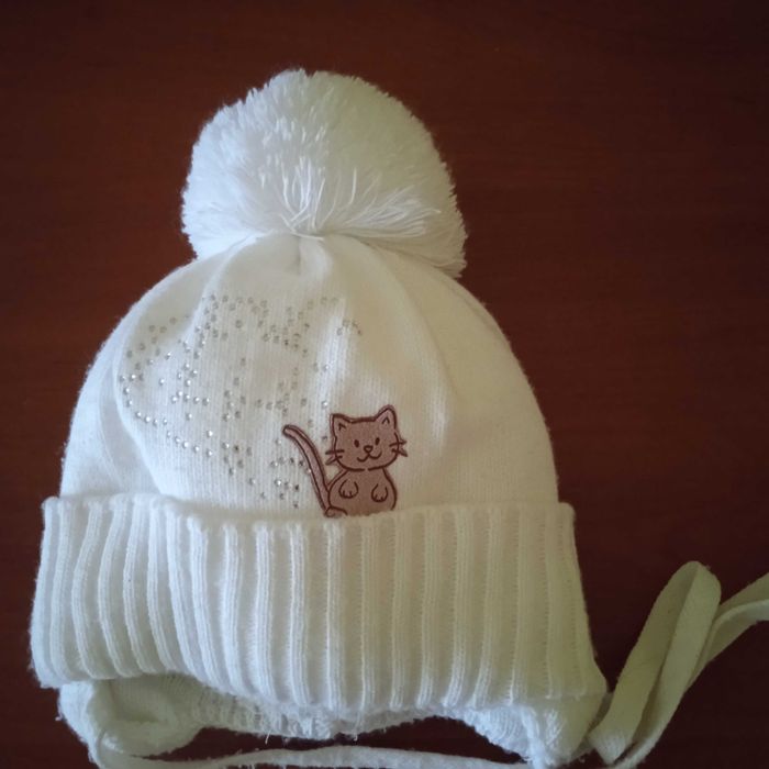 Шапка дитяча, біла, зимова
