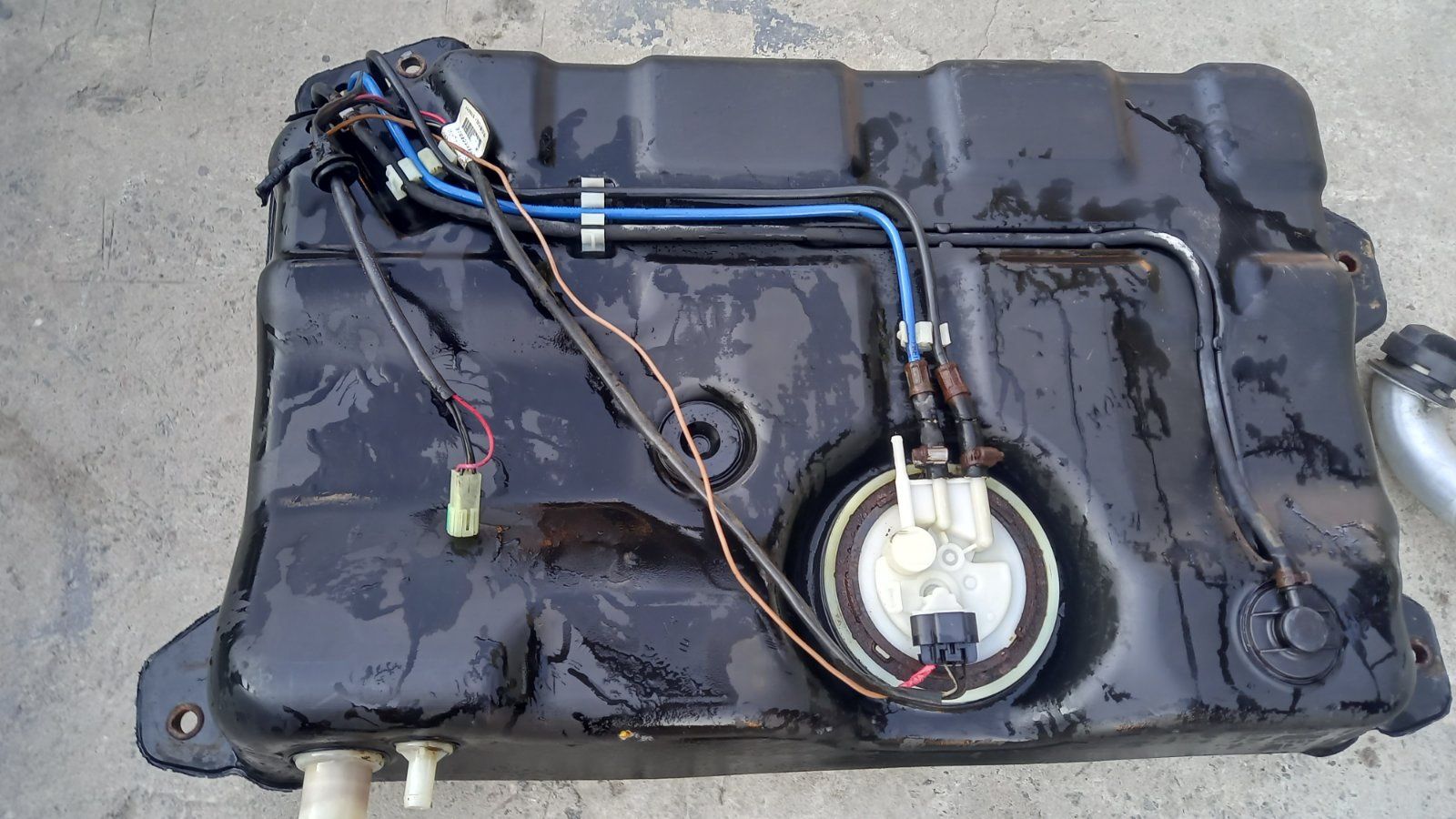 Паливний насос geely CK