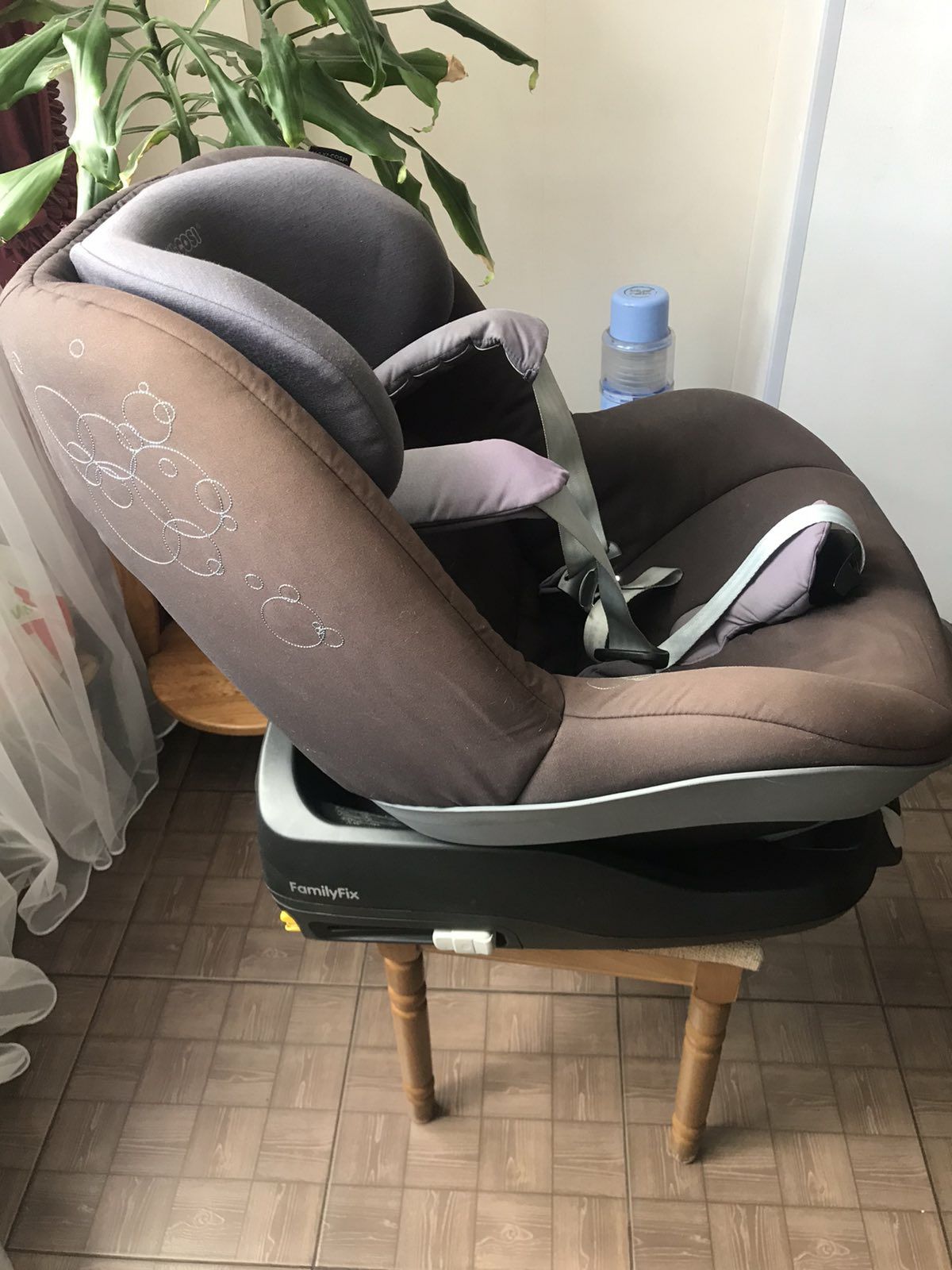 Автокрісло Maxi Cosi Pearl