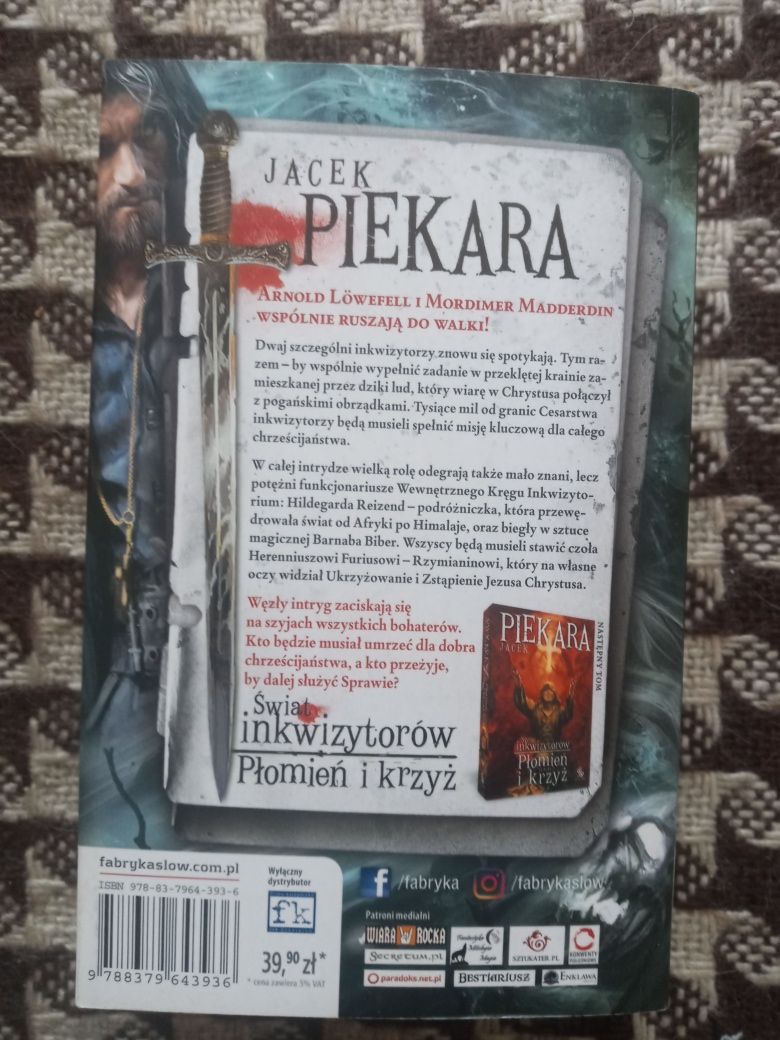 Jacek Piekara Ja inkwizytor Płomień i krzyż Miękka tom 3  2019  (1)