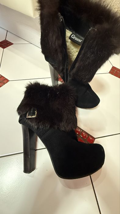 Ботильйони замш натур хутро