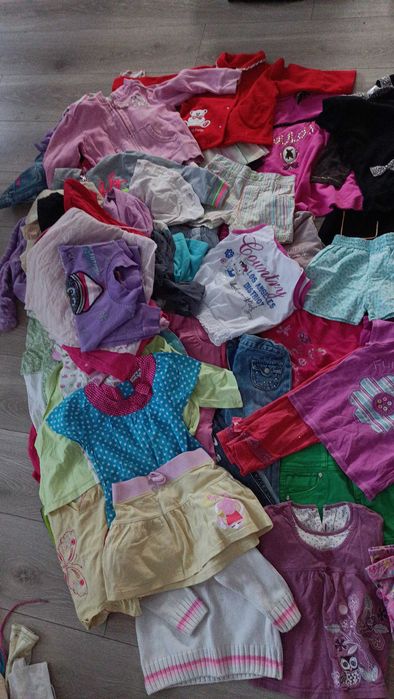 Zestaw ubranek dla dziewczynki roz. 98