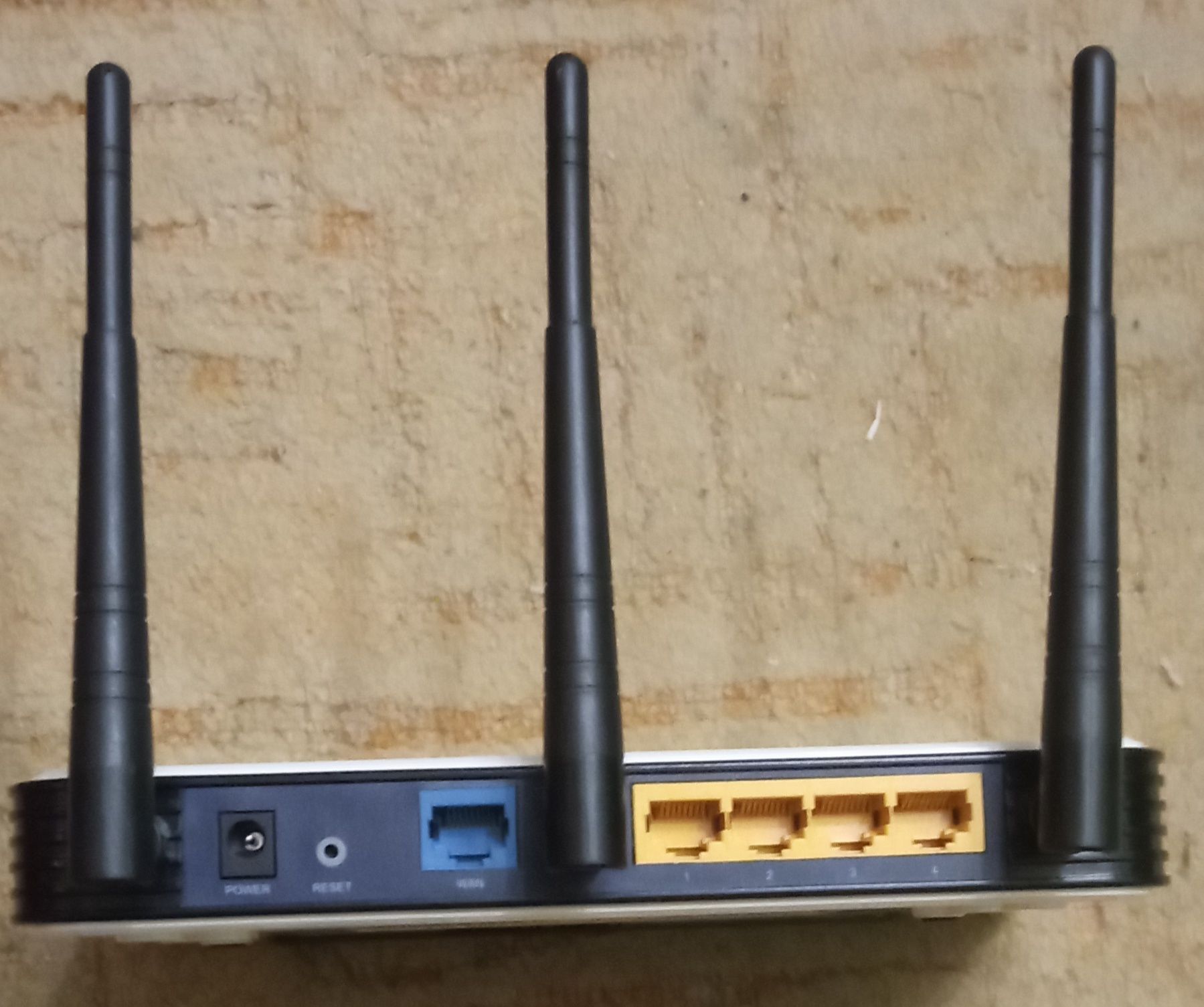 Wi-FI роутер TP-Link TL-WR940N