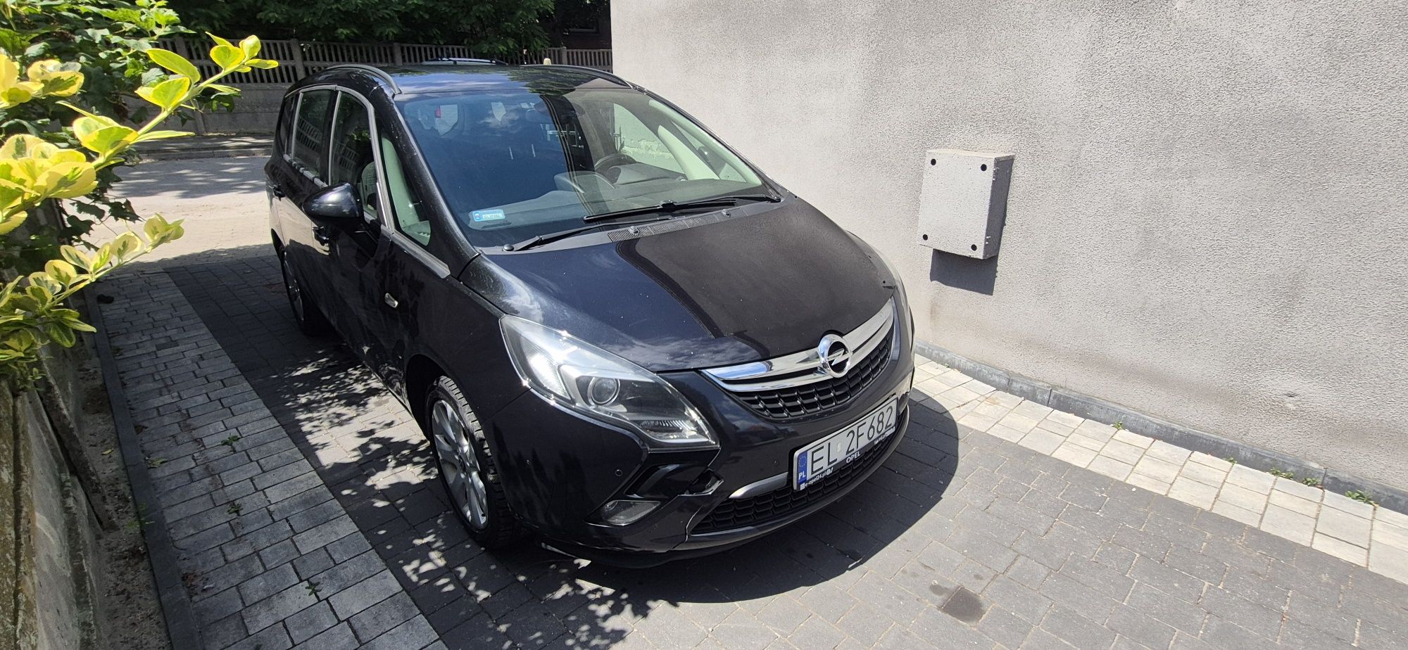 Opel Zafira C 1.4turbo Automat Kamera  7os.2015r uszkodzony silnik