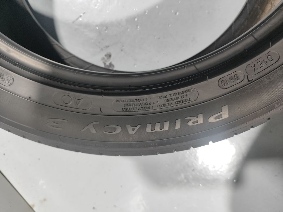 2 pneus semi novos Michelin 245-45R18 - Oferta da Entrega